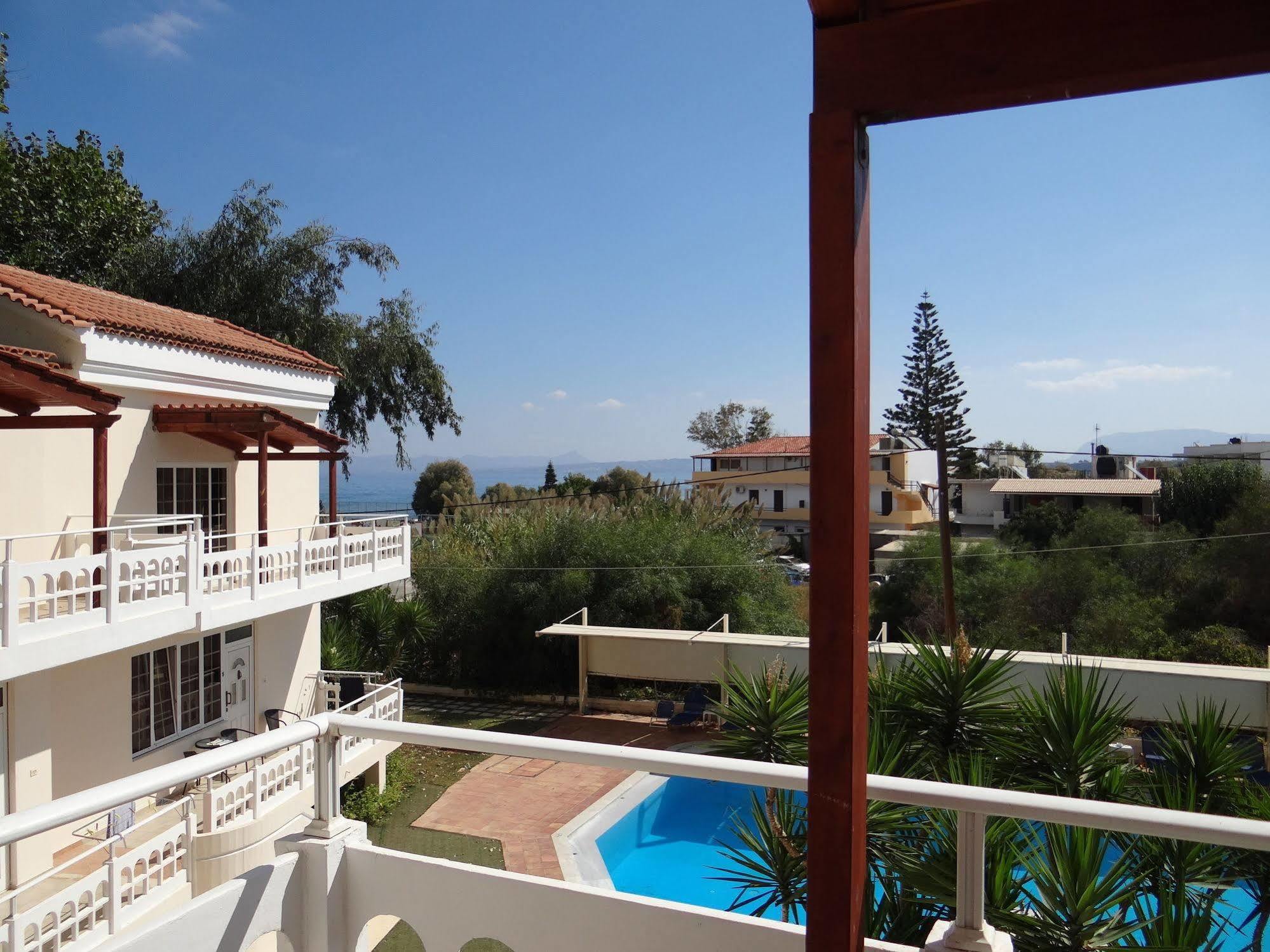Perla Agia Marina