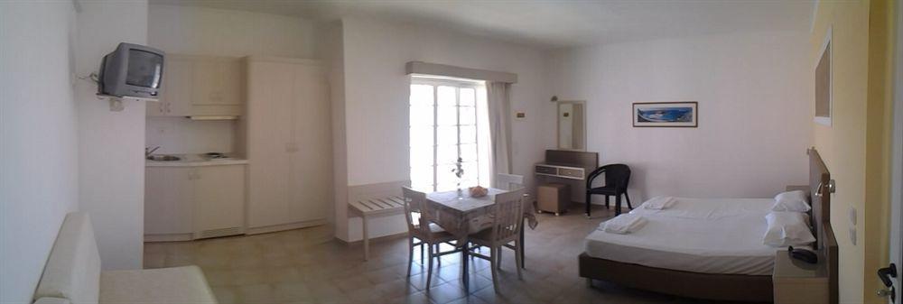 Aparthotel Perla Agia Marina (Crete)