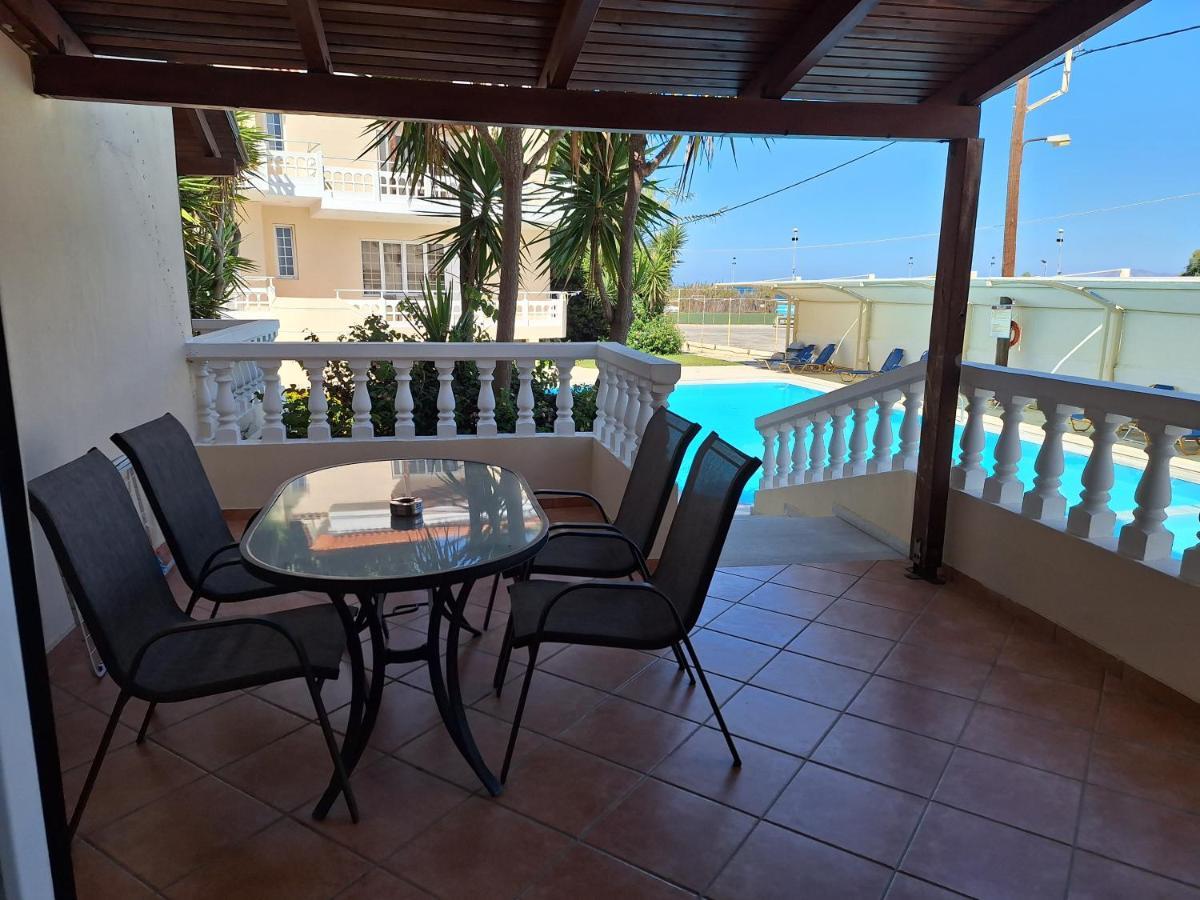Perla Aparthotel Agia Marina (Crete)