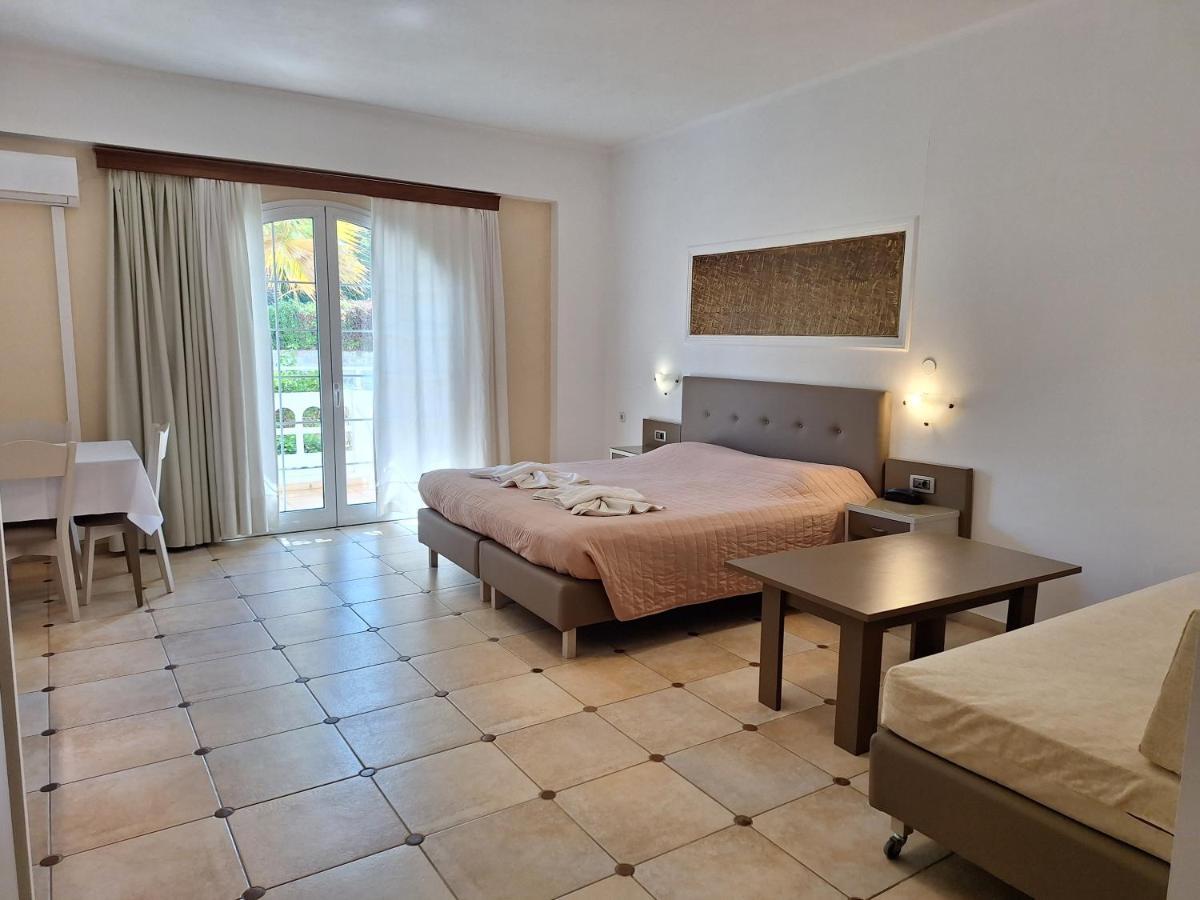 Perla Agia Marina (Crete)