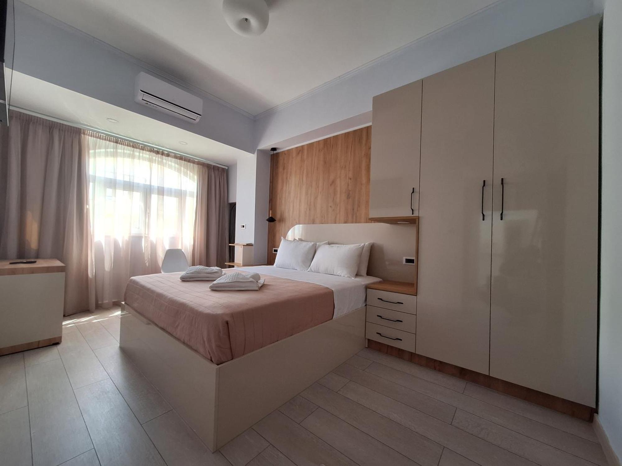 Perla Aparthotel