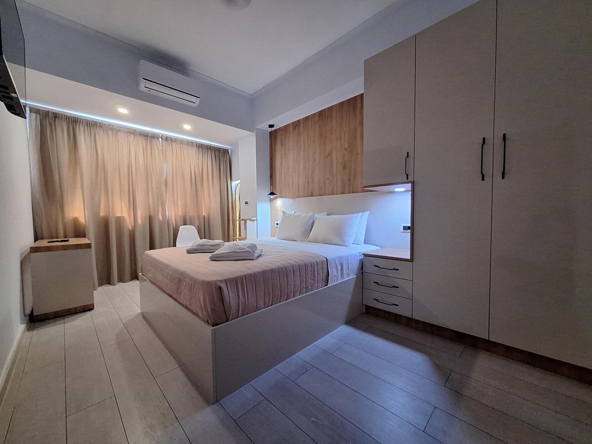 Perla Aparthotel 3*